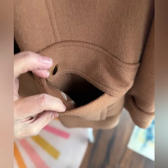 Trina Turk Wool Coat Size 6 Elizabeth Toggle Closure Coyote Fur Hood Camel Brown