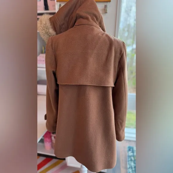 Trina Turk Wool Coat Size 6 Elizabeth Toggle Closure Coyote Fur Hood Camel Brown