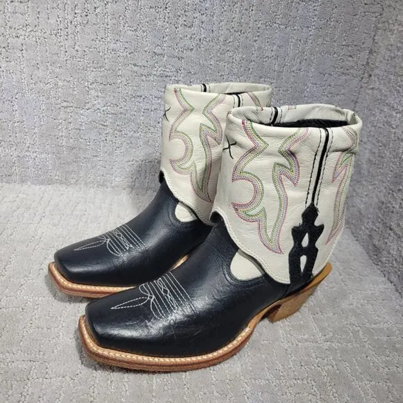 Twisted X Women's Size 5.5B White Black Leather Fold Over Ankle Boots WSOC 001