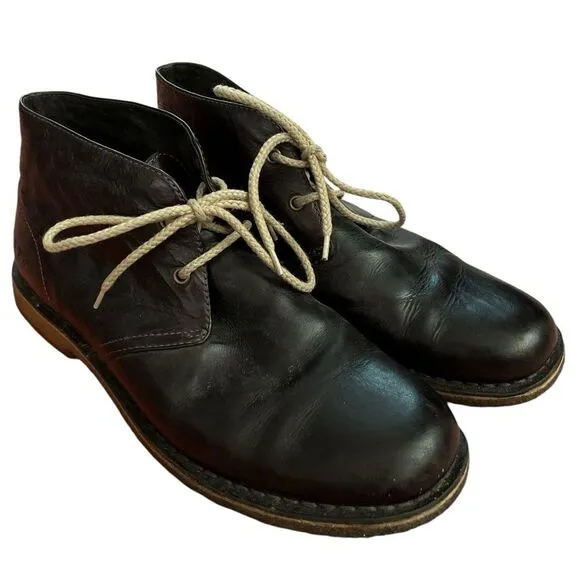 UGG Australia Black Leather Leighton Chukka Ankle Boots Size 9