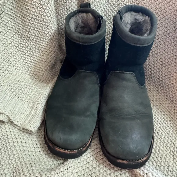 UGG Australia Hendren TL BOOTS Sz 8 Waterproof Stout Leather