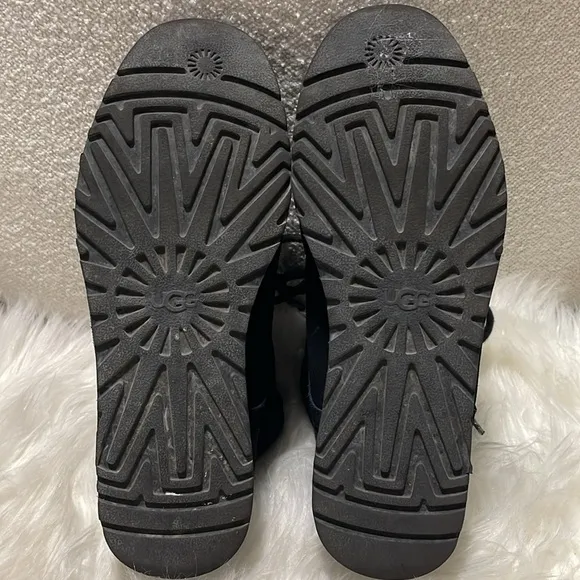 UGG Bethany ankle boots