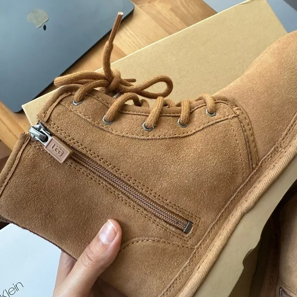 UGG Big Kids Neumel High
