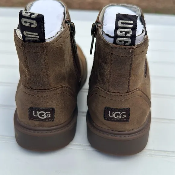 Ugg boots size 12 style T Bolden Weather.