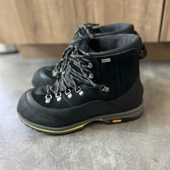 UGG Breken Lace Boots Waterproof Snow Boots NEW