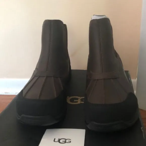 UGG Butte Chelsea waterproof fur leather boot. Cold weather boots. Size: 11, 12