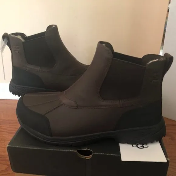 UGG Butte Chelsea waterproof fur leather boot. Cold weather boots. Size: 11, 12