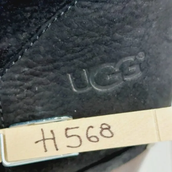 UGG Carnagie Black Leather Sheepskin 1001317 Studs Wedge Boots H568