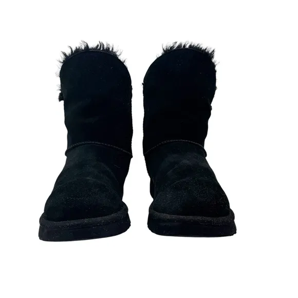 UGG Constantine Booties Black Suede Leather Ribbon Shearling Lined Shorty Boots