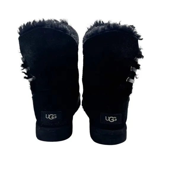 UGG Constantine Booties Black Suede Leather Ribbon Shearling Lined Shorty Boots