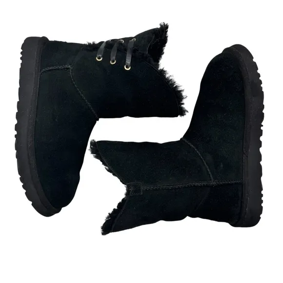 UGG Constantine Booties Black Suede Leather Ribbon Shearling Lined Shorty Boots