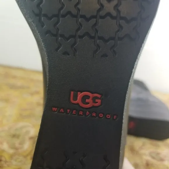 UGG Dupre waterproof black leather wedge chelsea ankle boots