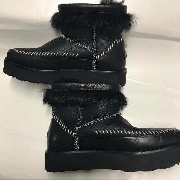 UGG FLUFF PUNK Boot black leather size 6