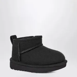UGG Girl's Classic Ultra Mini Fashion Boots, Black Size 8M