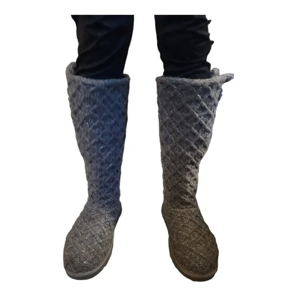 Ugg gray sweater lattice Cardy tall boots size 7