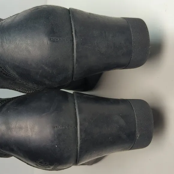 UGG Joely Black wedge mid calf Winter Wedge Boots womans size 6 EU 37