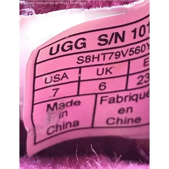 Ugg Kid's Bailey Bow II Pink Boot — Size 7