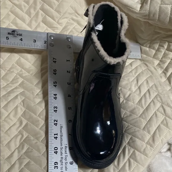 UGG Kids Black Boots with Star Bow