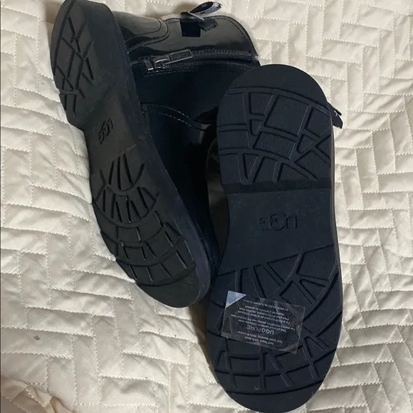 UGG Kids Black Boots with Star Bow