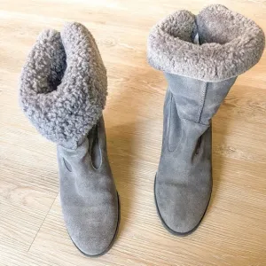 UGG Kyra Gray Suede Boot, Size 10