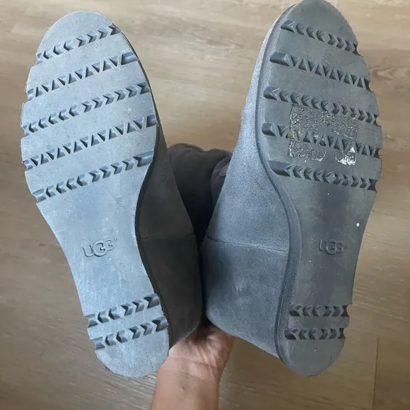UGG Kyra Gray Suede Boot, Size 10