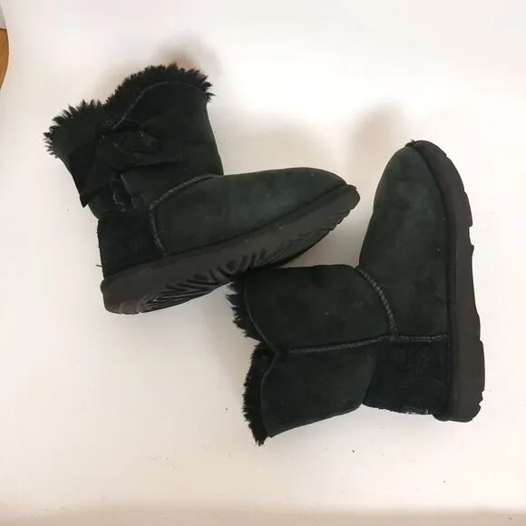 UGG® Mini Bailey Bow II Water-Resistant Cold Weather Booties Boots shoes Size 2