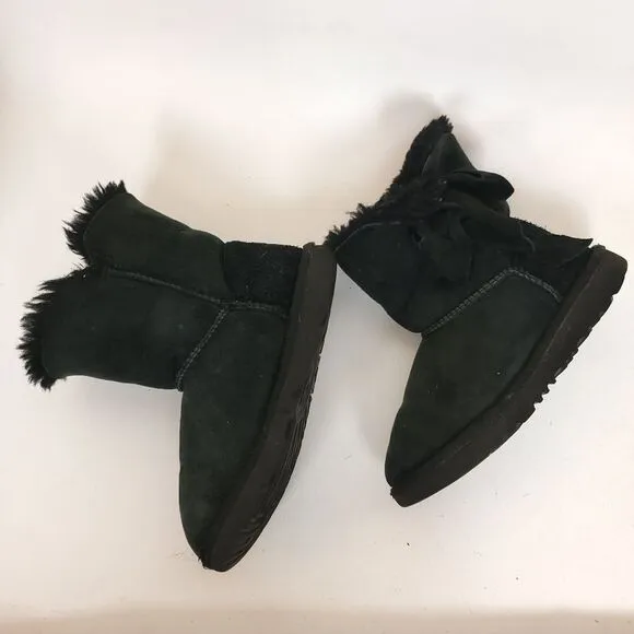 UGG® Mini Bailey Bow II Water-Resistant Cold Weather Booties Boots shoes Size 2
