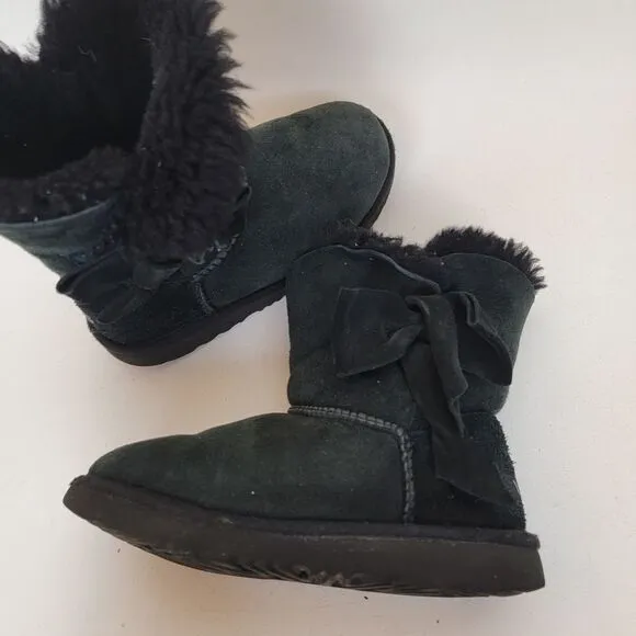 UGG® Mini Bailey Bow II Water-Resistant Cold Weather Booties Boots shoes Size 2