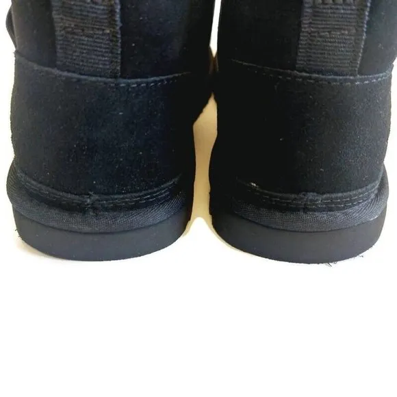 UGG Neumel II Graphic Spell Out Ankle Chukka Boots Mens Size 9 Black 1119392