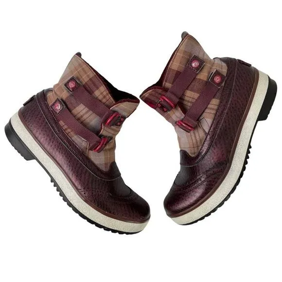 UGG Plaid Marrais Double Buckle Waterproof Lined Leather Upper Boots Womens 7