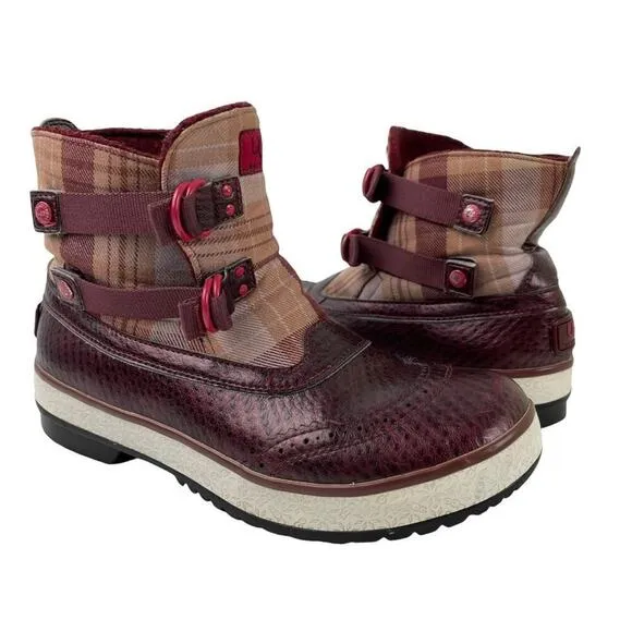 UGG Plaid Marrais Double Buckle Waterproof Lined Leather Upper Boots Womens 7
