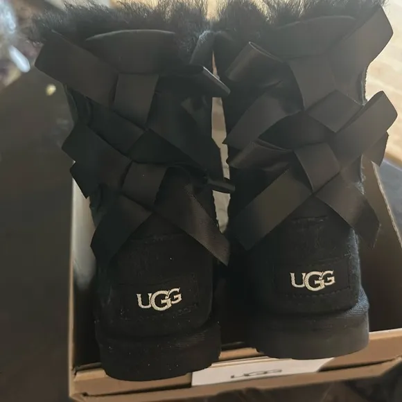 Ugg toddler black boots water resistant