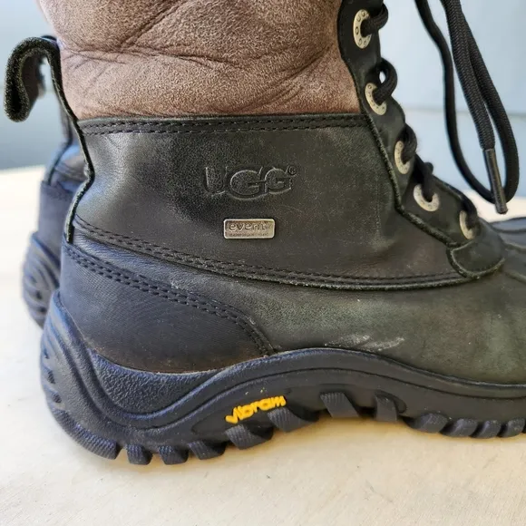 UGG Women's Adirondack Waterproof Black / Gray Winter Boots - Size 7