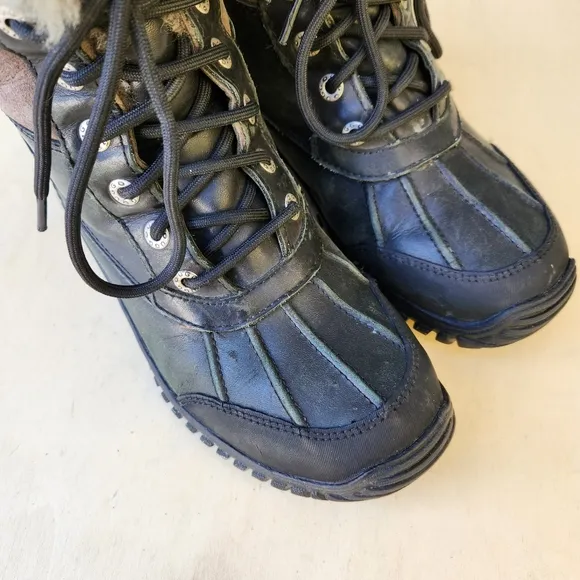 UGG Women's Adirondack Waterproof Black / Gray Winter Boots - Size 7