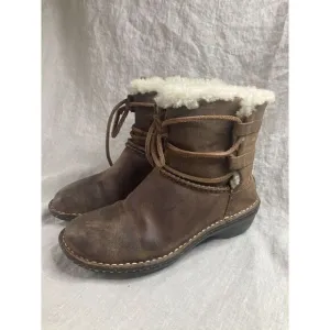 UGG WOMEN'S BROWN LEATHER LINED 1001815 CASPIA ANKLE BOOTS SIZE 5
