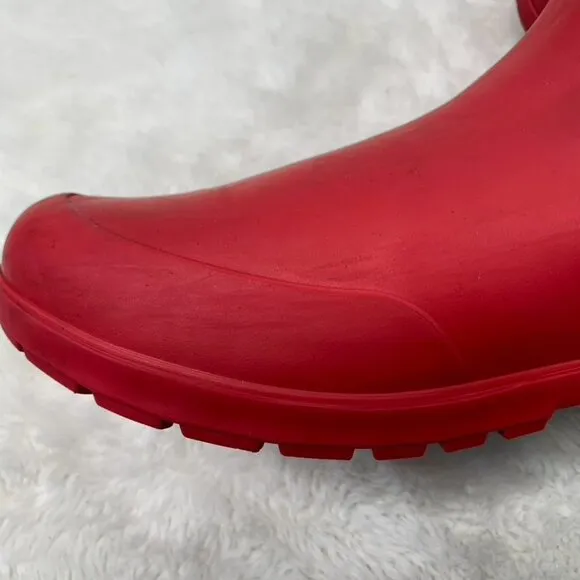 UGG Women's Chevonne Chelsea Red Waterproof Rain Booties Size 10