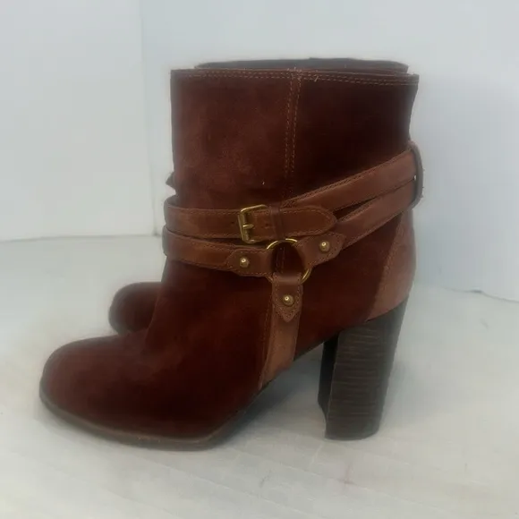 UGG Womens Dandridge Brown Ankle Boots Brown size 9
