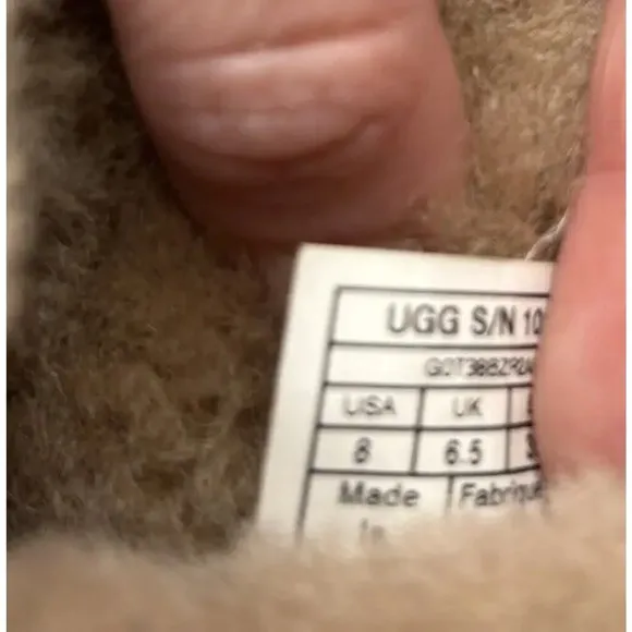 UGG women’s Kristabelle boots size 8 sheepskin lining &amp; corset lacing Australia
