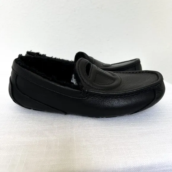 UGG x Telfar Loafer Slippers / House Shoes in Black
