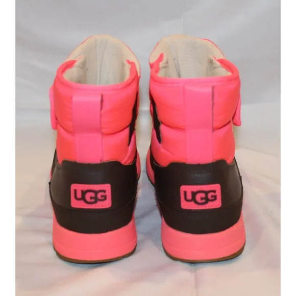 UGG YOUTH SZ 6 WATERPROOF PINK WINTER BOOTS NEW IN BOX‎
