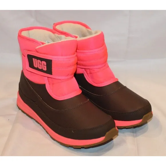 UGG YOUTH SZ 6 WATERPROOF PINK WINTER BOOTS NEW IN BOX‎