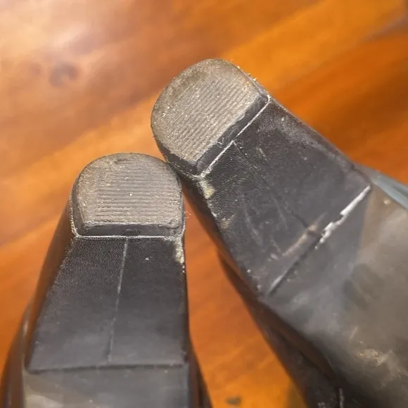 Umberto Raffini signature black Leather platform ankle boots Eu 39 US 8.5