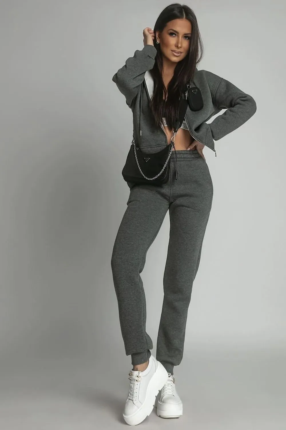 Unbuttoned tracksuit elastic waistband