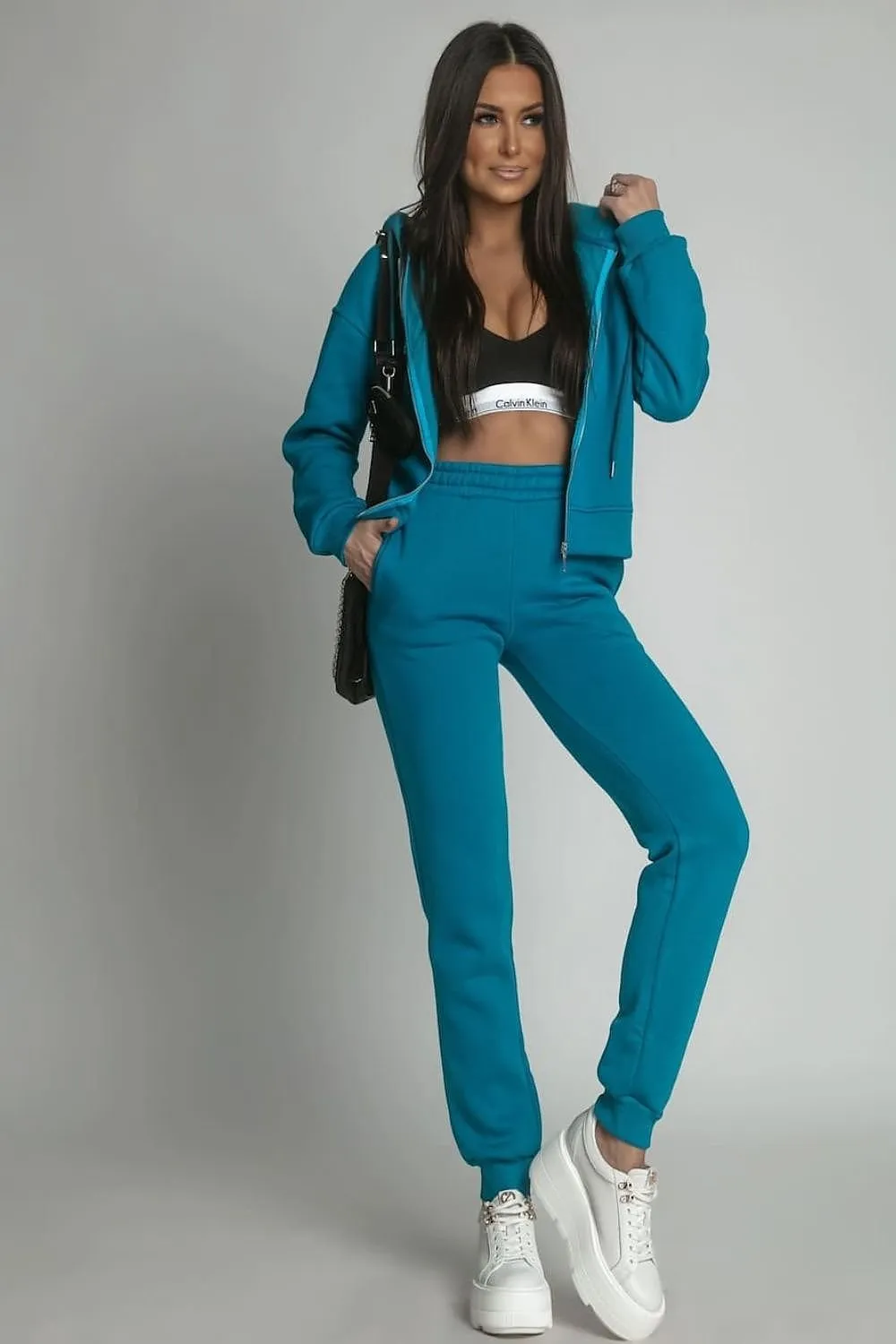 Unbuttoned tracksuit elastic waistband