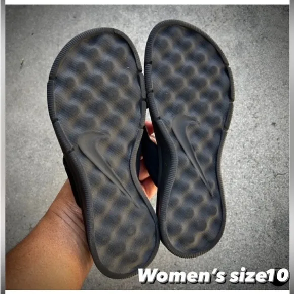 USED WMNS SIZE 10 NIKE ULTRAS COMFORTS THONGS TRIPLE BLACKS WHITES FOOTBEDS EUC