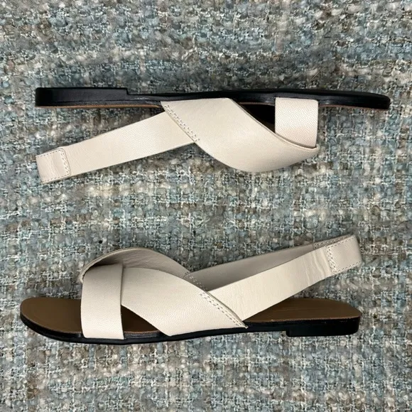 Vagabond Shoemakers Tia Leather Twist Slingback Sandals in Off-White