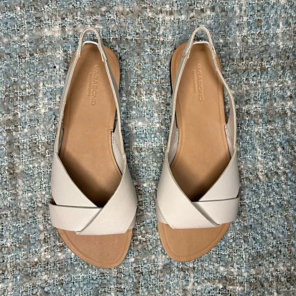 Vagabond Shoemakers Tia Leather Twist Slingback Sandals in Off-White
