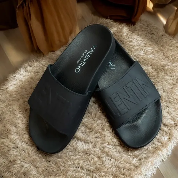 VALENTINO BY MARIO VALENTINO Leather Logo  Slide Sandals   Size 37