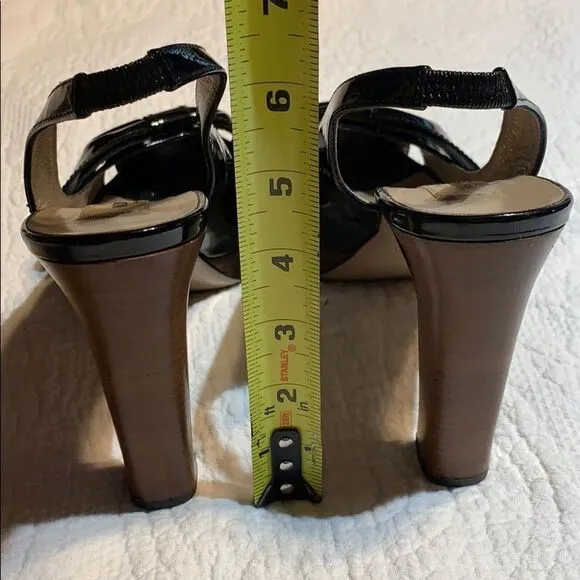 Valentino Garavani Patent sling back bow heels. 38