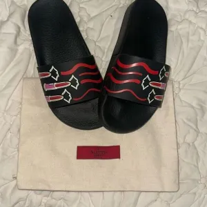 Valentino Garavani PVC Pool Slides Flip Flops Sandals Lipstick Motif